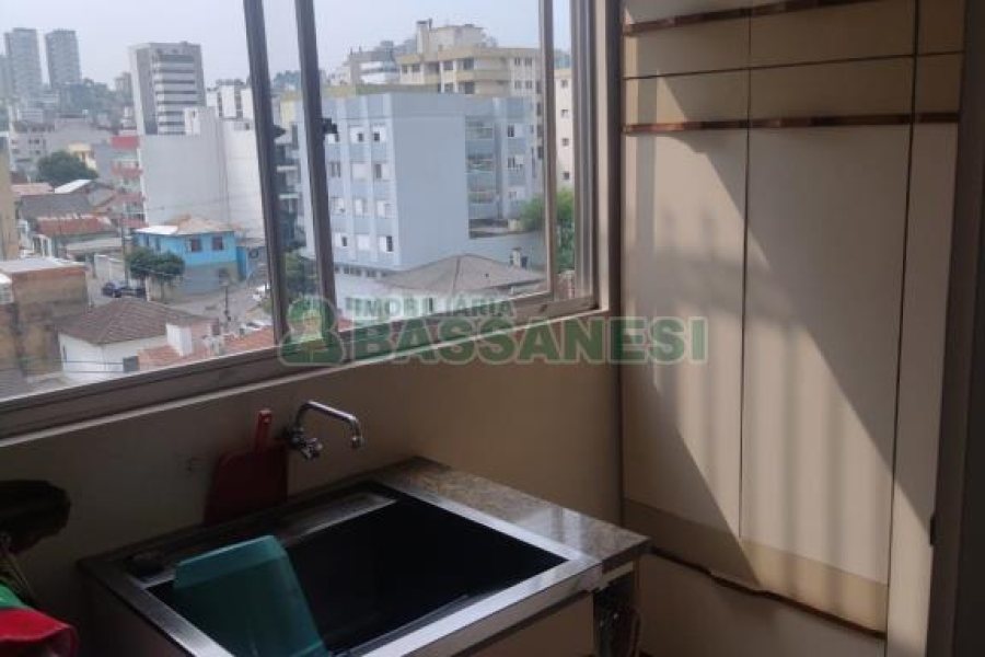 Apartamento com 259m², 4 dormitórios, 2 vagas, no bairro Pio X em Caxias do Sul para Comprar