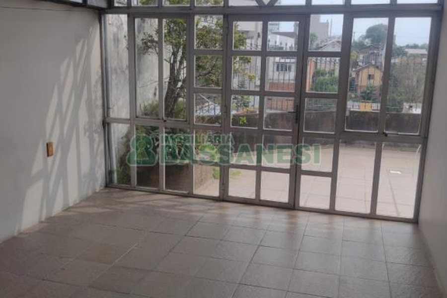 Apartamento com 259m², 4 dormitórios, 2 vagas, no bairro Pio X em Caxias do Sul para Comprar