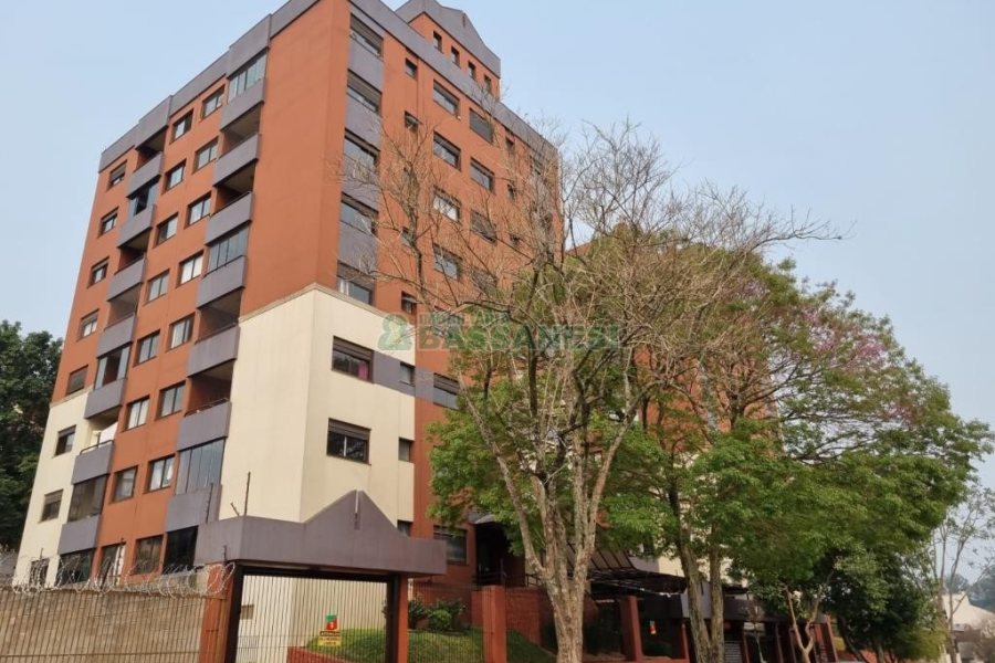 Apartamento com 63m², 2 dormitórios, 1 vaga, no bairro Marechal Floriano em Caxias do Sul para Comprar