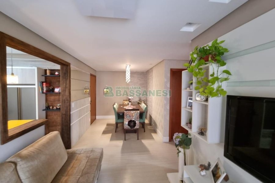 Apartamento com 63m², 2 dormitórios, 1 vaga, no bairro Marechal Floriano em Caxias do Sul para Comprar