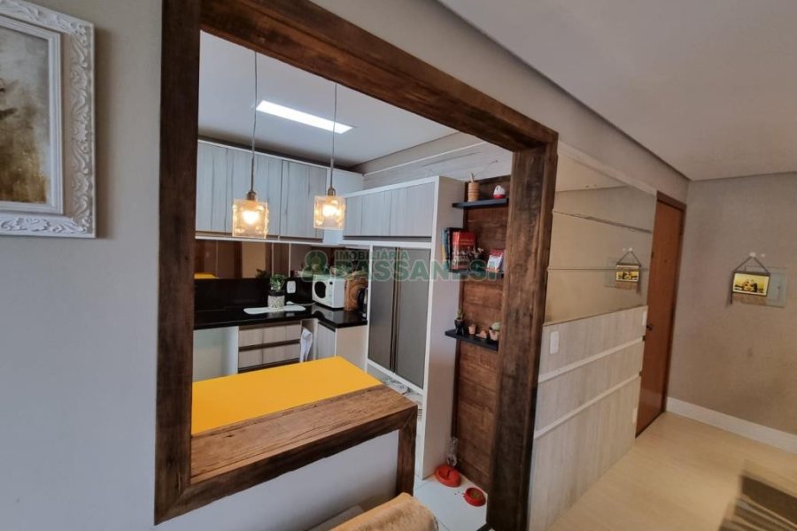 Apartamento com 63m², 2 dormitórios, 1 vaga, no bairro Marechal Floriano em Caxias do Sul para Comprar