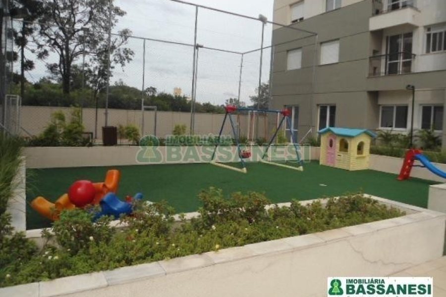 Apartamento com 72m², 3 dormitórios, 1 vaga, no bairro Santa Catarina em Caxias do Sul para Comprar