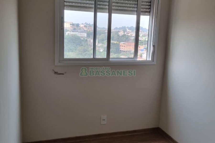 Apartamento com 54m², 2 dormitórios, 1 vaga, no bairro Cristo Redentor em Caxias do Sul para Comprar