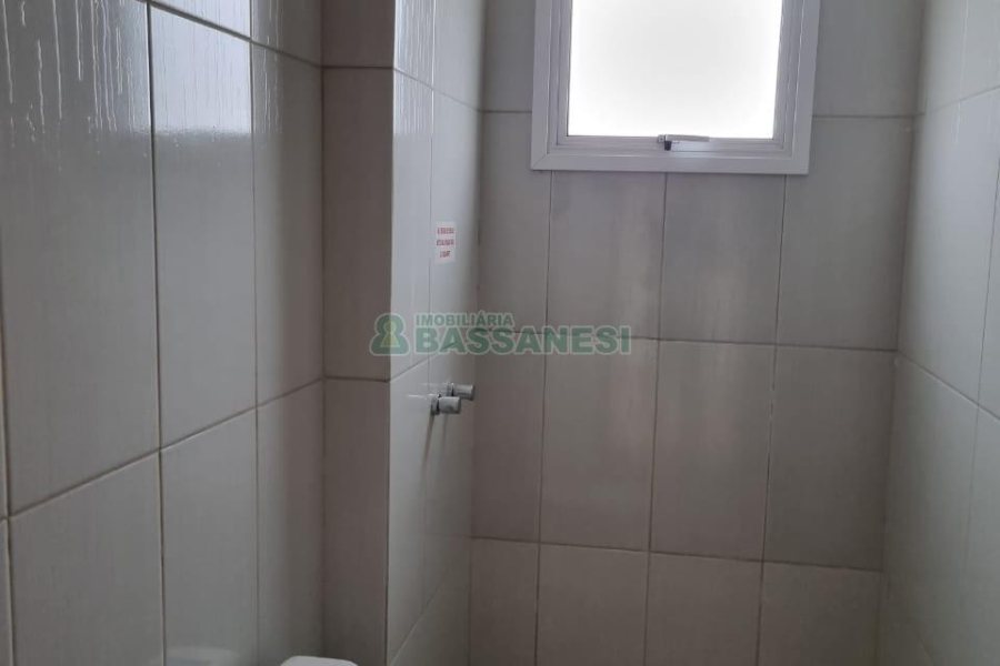 Apartamento com 54m², 2 dormitórios, 1 vaga, no bairro Cristo Redentor em Caxias do Sul para Comprar