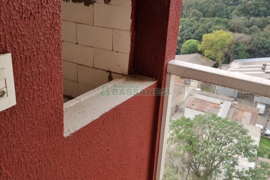 Apartamento com 54m², 2 dormitórios, 1 vaga, no bairro Cristo Redentor em Caxias do Sul para Comprar