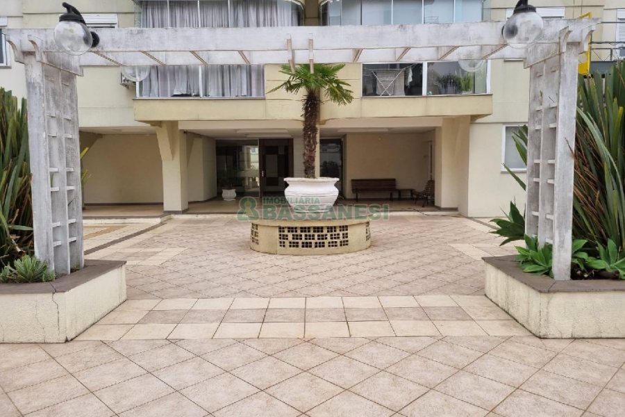 Apto Mobiliado com 100m², 2 dormitórios, 2 vagas, no bairro Santa Catarina em Caxias do Sul para Alugar