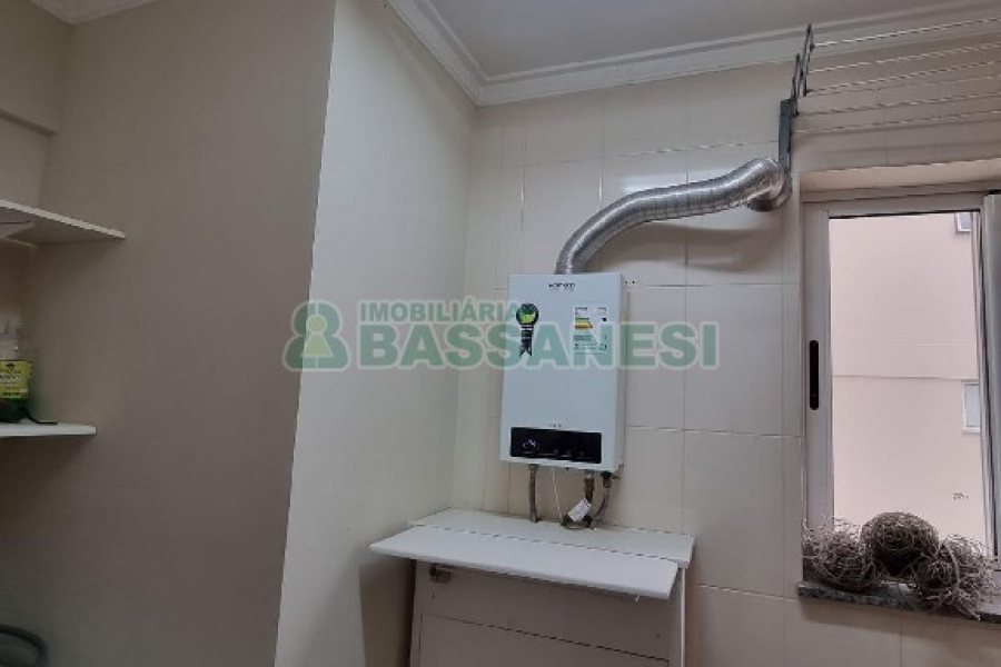 Apto Mobiliado com 100m², 2 dormitórios, 2 vagas, no bairro Santa Catarina em Caxias do Sul para Alugar