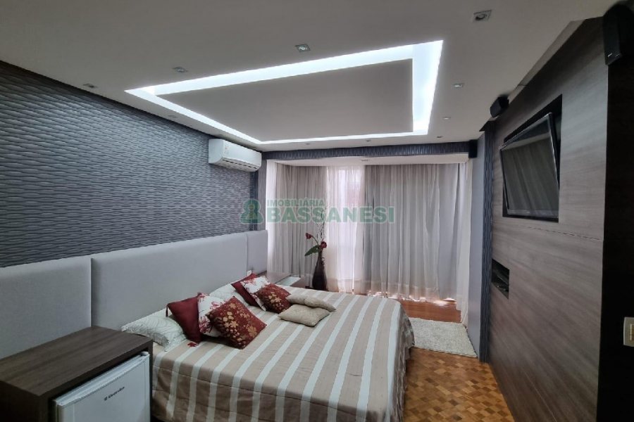 Apto Mobiliado com 100m², 2 dormitórios, 2 vagas, no bairro Santa Catarina em Caxias do Sul para Alugar