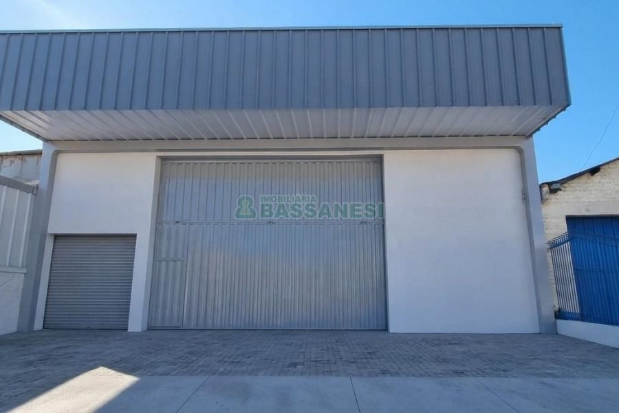 Pavilhão com 300m², no bairro Santa Catarina em Caxias do Sul para Alugar