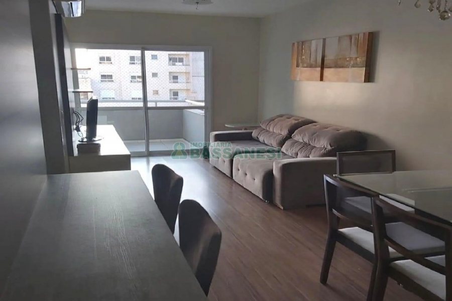 Apto Mobiliado com 82m², 2 dormitórios, 2 vagas, no bairro Villagio Iguatemi em Caxias do Sul para Alugar