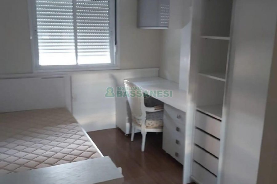 Apto Mobiliado com 82m², 2 dormitórios, 2 vagas, no bairro Villagio Iguatemi em Caxias do Sul para Alugar