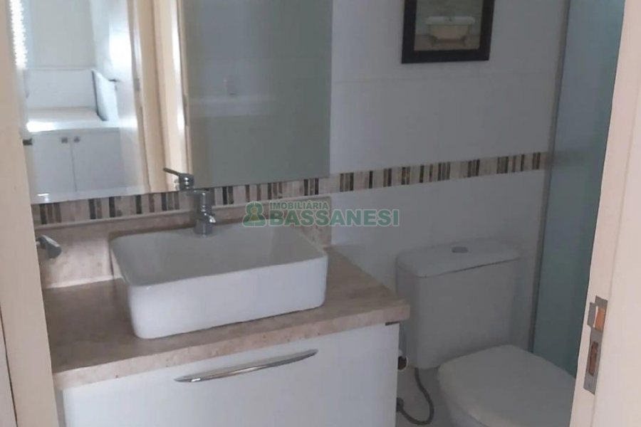 Apto Mobiliado com 82m², 2 dormitórios, 2 vagas, no bairro Villagio Iguatemi em Caxias do Sul para Alugar