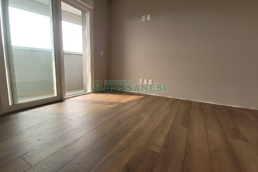Apartamento com 174m², 3 dormitórios, 3 vagas, no bairro Sanvitto em Caxias do Sul para Alugar