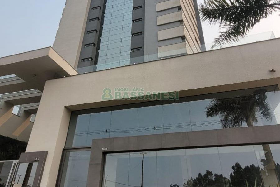 Apartamento com 174m², 3 dormitórios, 3 vagas, no bairro Sanvitto em Caxias do Sul para Alugar