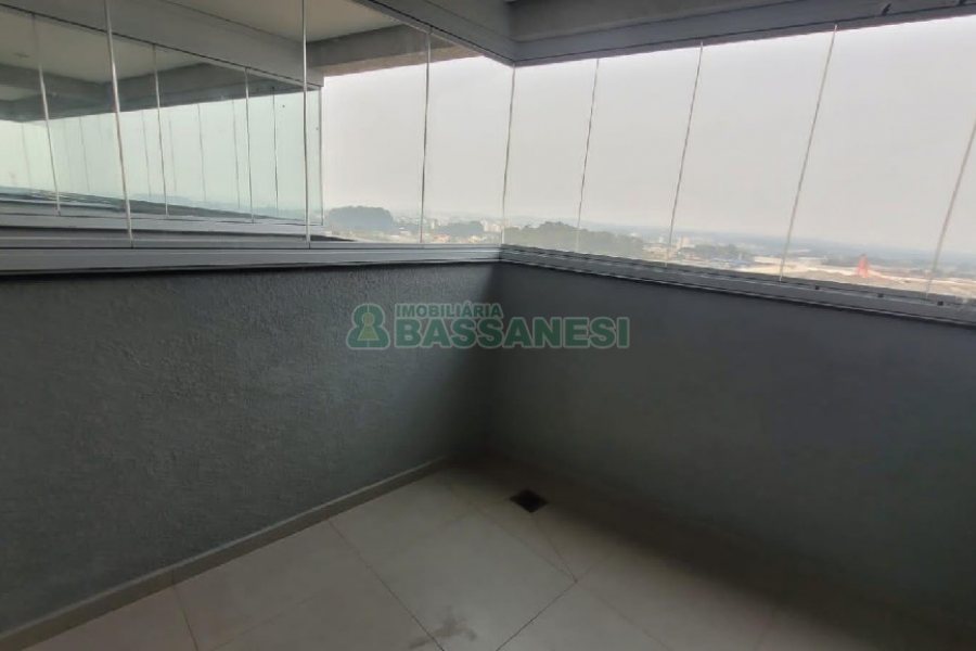 Apartamento com 174m², 3 dormitórios, 3 vagas, no bairro Sanvitto em Caxias do Sul para Alugar