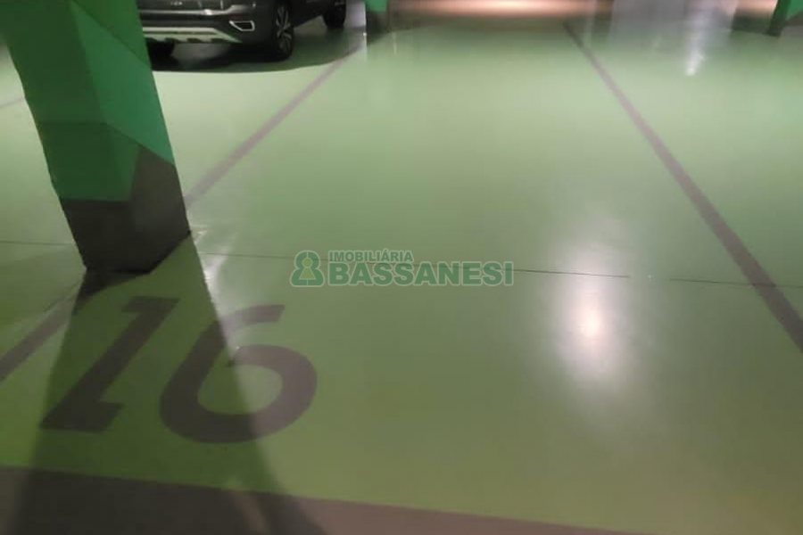 Apartamento com 174m², 3 dormitórios, 3 vagas, no bairro Sanvitto em Caxias do Sul para Alugar