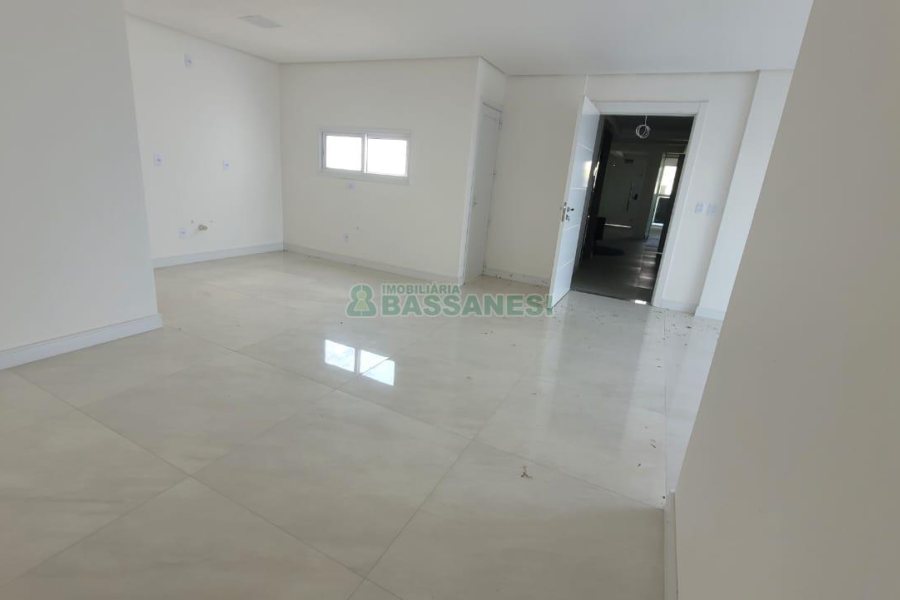 Apartamento com 149m², 3 dormitórios, 2 vagas, no bairro Altos do Seminario em Caxias do Sul para Comprar