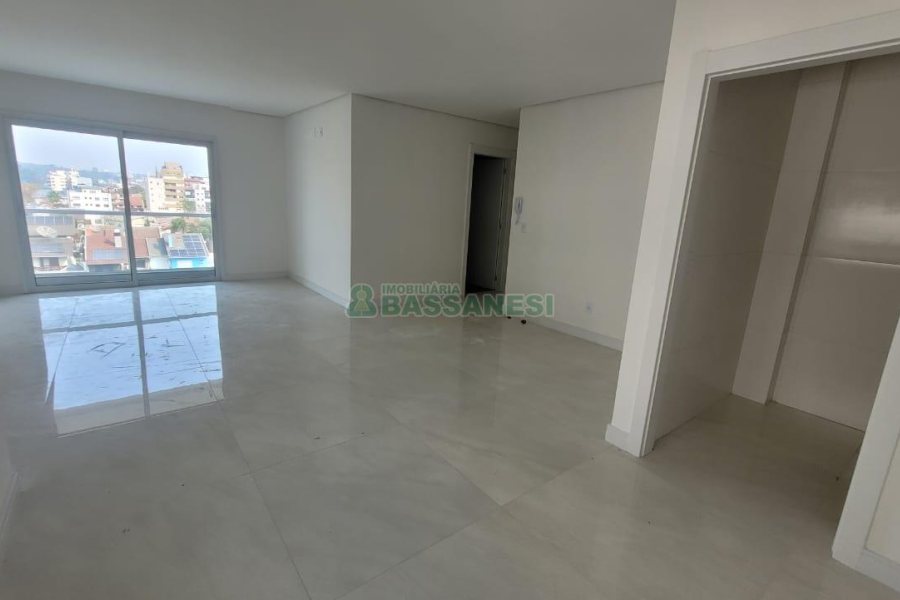 Apartamento com 149m², 3 dormitórios, 2 vagas, no bairro Altos do Seminario em Caxias do Sul para Comprar