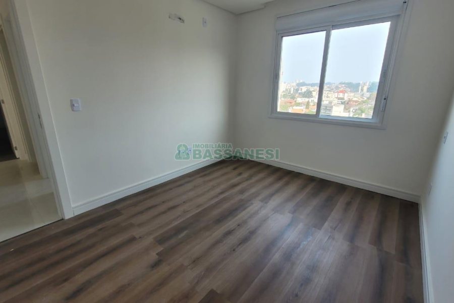 Apartamento com 149m², 3 dormitórios, 2 vagas, no bairro Altos do Seminario em Caxias do Sul para Comprar