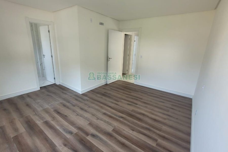 Apartamento com 149m², 3 dormitórios, 2 vagas, no bairro Altos do Seminario em Caxias do Sul para Comprar
