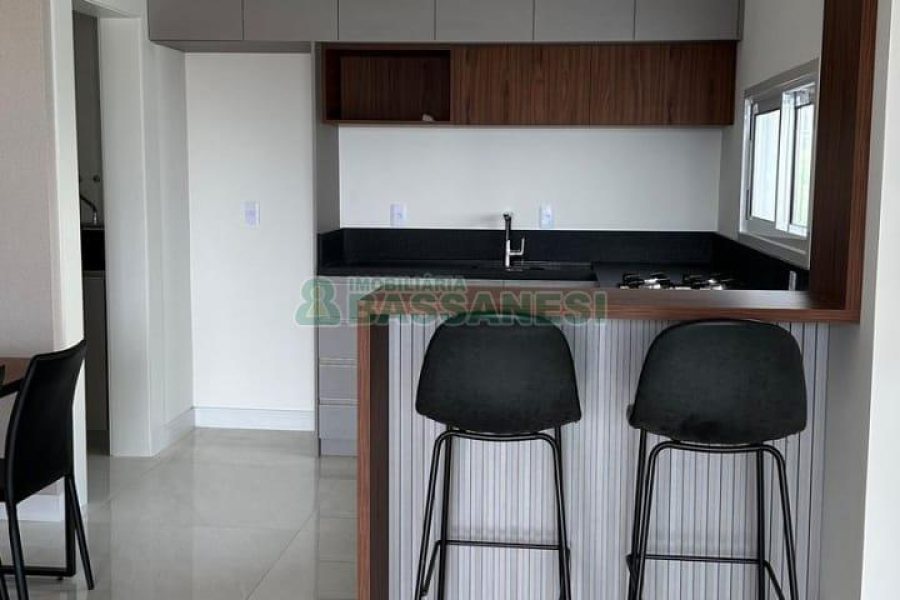 Apartamento com 96m², 3 dormitórios, 2 vagas, no bairro Altos do Seminario em Caxias do Sul para Comprar