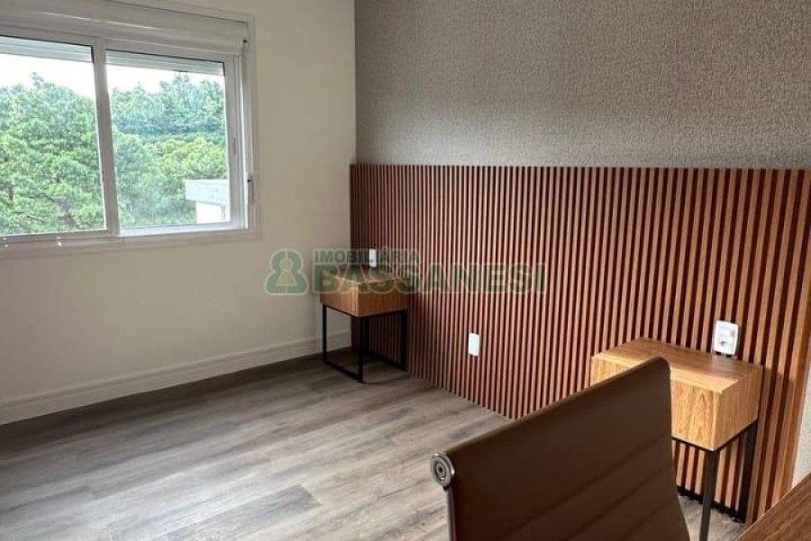 Apartamento com 96m², 3 dormitórios, 2 vagas, no bairro Altos do Seminario em Caxias do Sul para Comprar