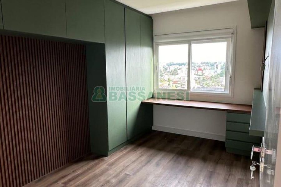 Apartamento com 96m², 3 dormitórios, 2 vagas, no bairro Altos do Seminario em Caxias do Sul para Comprar