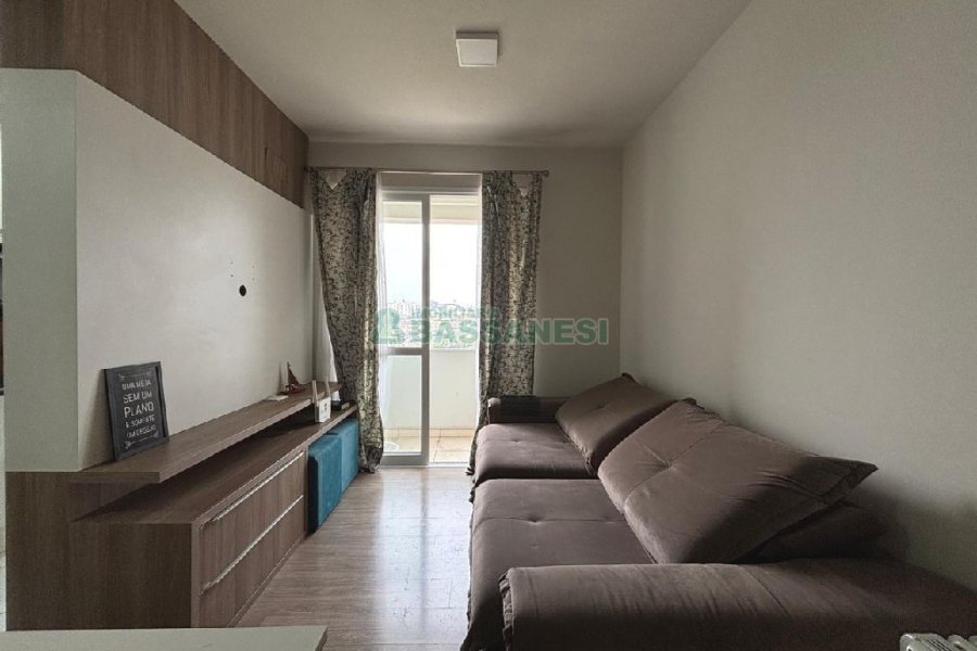 Apto Mobiliado, 2 dormitórios, 1 vaga, no bairro Cristo Redentor em Caxias do Sul para Alugar