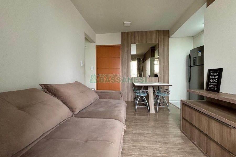 Apto Mobiliado, 2 dormitórios, 1 vaga, no bairro Cristo Redentor em Caxias do Sul para Alugar