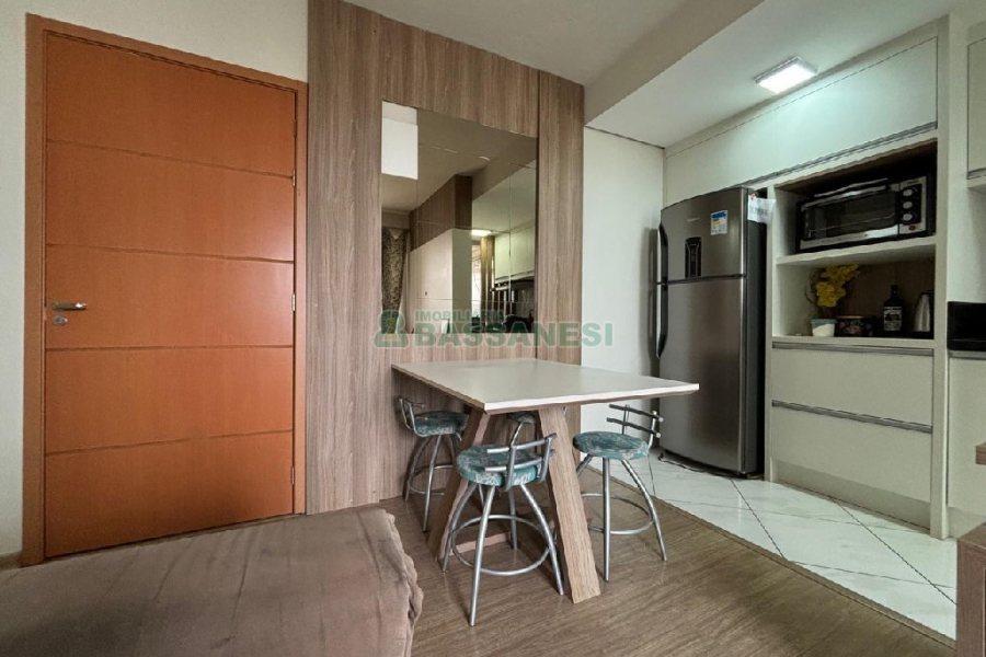 Apto Mobiliado, 2 dormitórios, 1 vaga, no bairro Cristo Redentor em Caxias do Sul para Alugar