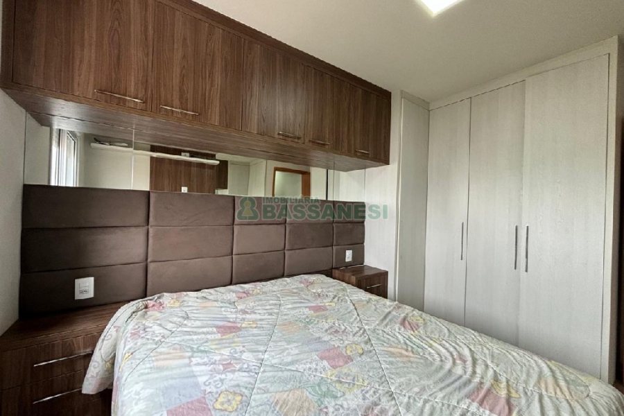 Apto Mobiliado, 2 dormitórios, 1 vaga, no bairro Cristo Redentor em Caxias do Sul para Alugar