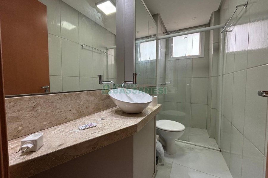 Apto Mobiliado, 2 dormitórios, 1 vaga, no bairro Cristo Redentor em Caxias do Sul para Alugar