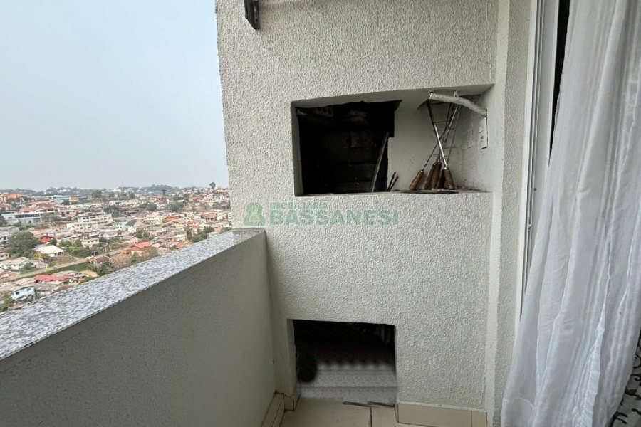 Apto Mobiliado, 2 dormitórios, 1 vaga, no bairro Cristo Redentor em Caxias do Sul para Alugar