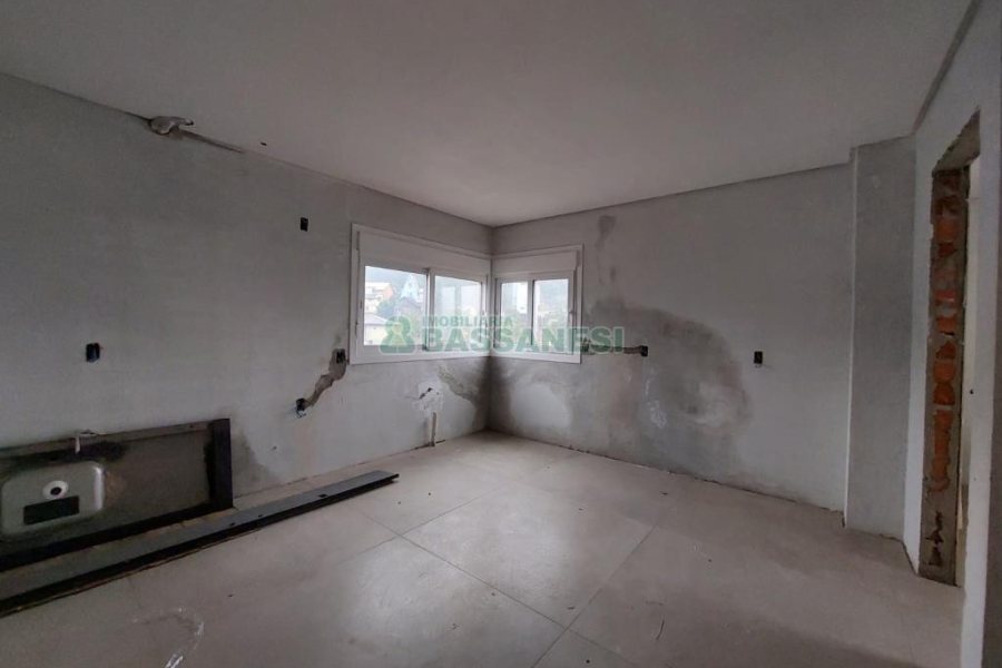 Apto/Cobertura com 195m², 3 dormitórios, 2 vagas, no bairro Universitário em Caxias do Sul para Comprar
