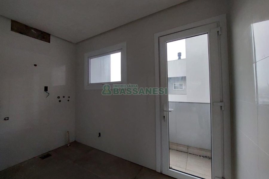 Apto/Cobertura com 195m², 3 dormitórios, 2 vagas, no bairro Universitário em Caxias do Sul para Comprar