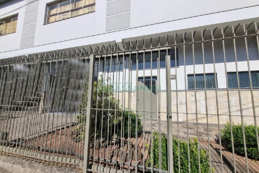 Loja com 192m², no bairro Kayser em Caxias do Sul para Alugar
