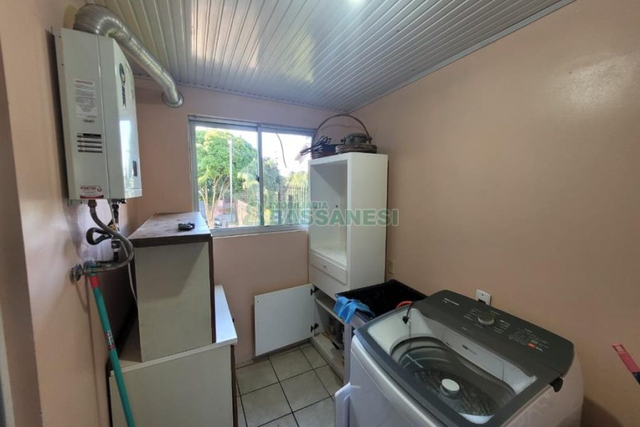 Apartamento com 122m², 3 dormitórios, 2 vagas, no bairro Cinqüentenário em Caxias do Sul para Comprar