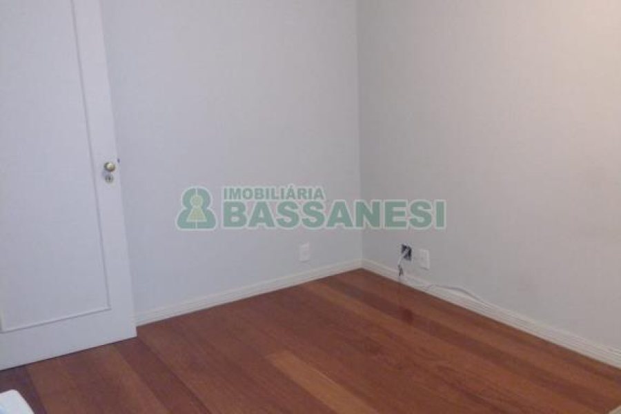 Apartamento com 199m², 3 dormitórios, 2 vagas, no bairro Jardim América em Caxias do Sul para Comprar