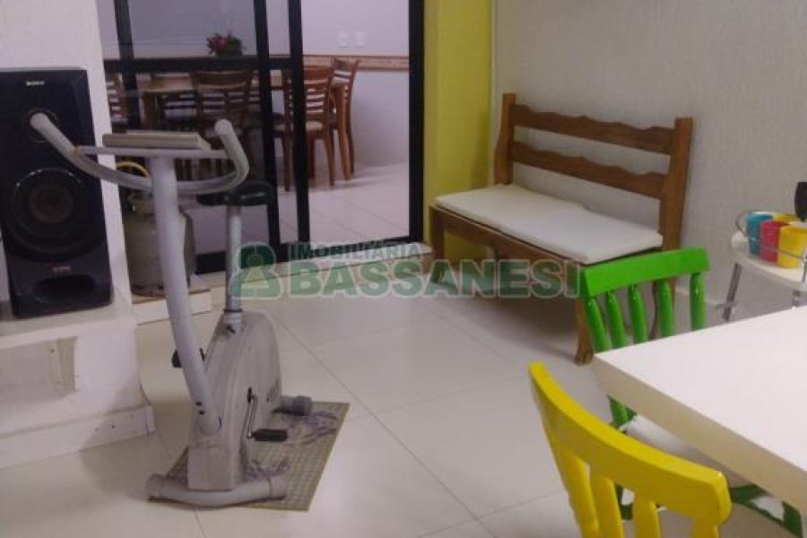 Apartamento com 199m², 3 dormitórios, 2 vagas, no bairro Jardim América em Caxias do Sul para Comprar