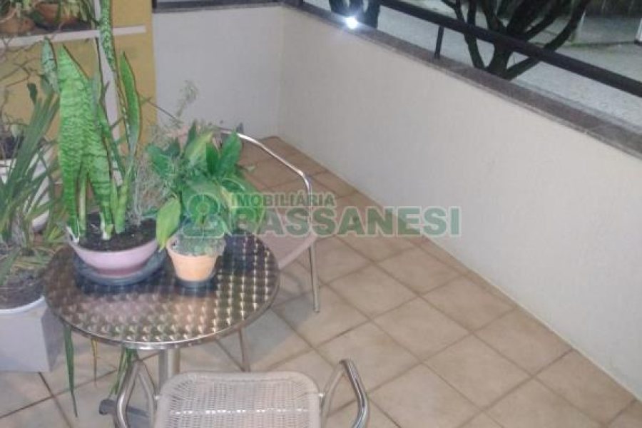 Apartamento com 199m², 3 dormitórios, 2 vagas, no bairro Jardim América em Caxias do Sul para Comprar