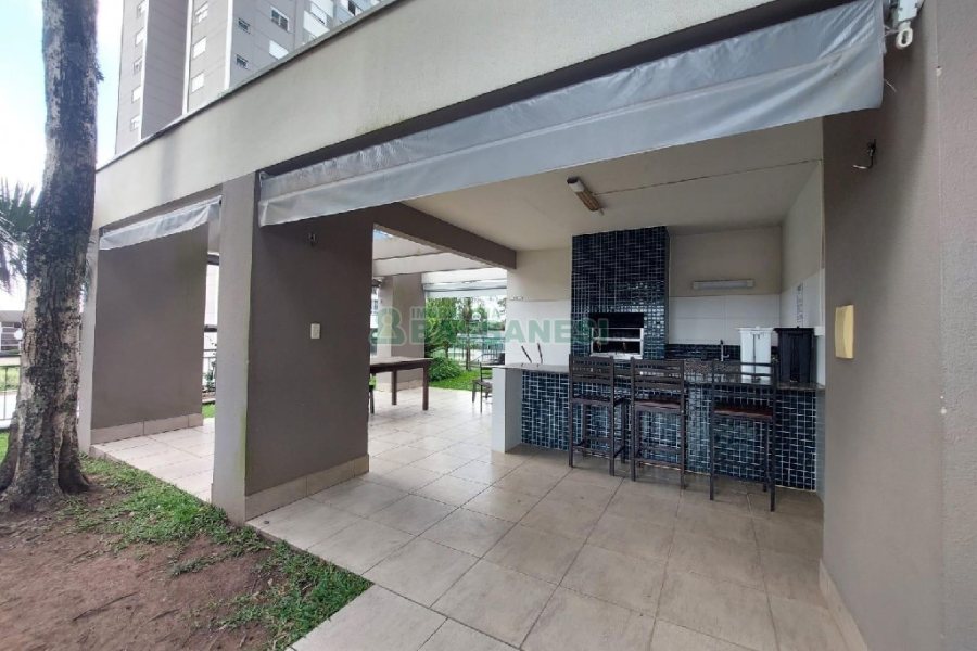 Apartamento com 101m², 3 dormitórios, 2 vagas, no bairro Universitário em Caxias do Sul para Comprar
