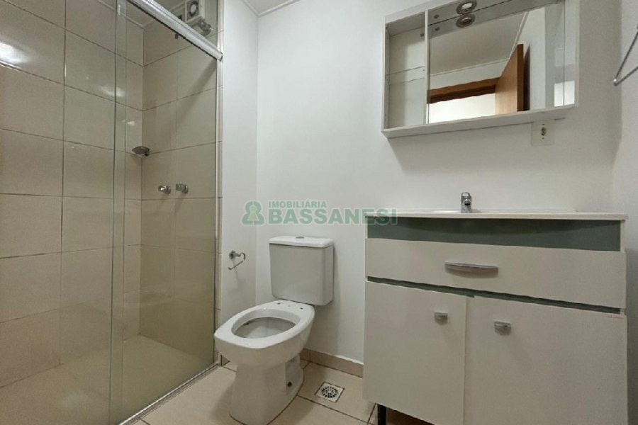 Apartamento com 101m², 3 dormitórios, 2 vagas, no bairro Universitário em Caxias do Sul para Comprar