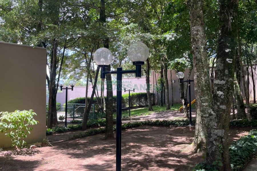 Apartamento com 101m², 3 dormitórios, 2 vagas, no bairro Universitário em Caxias do Sul para Comprar