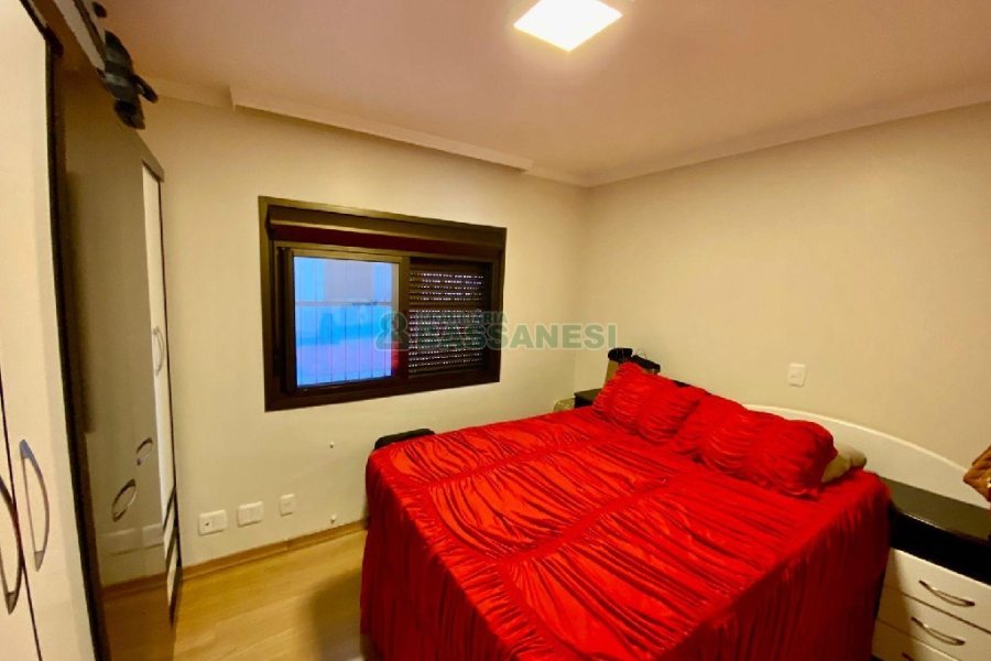 Apto Mobiliado com 162m², 3 dormitórios, 2 vagas, no bairro Sanvitto em Caxias do Sul para Comprar