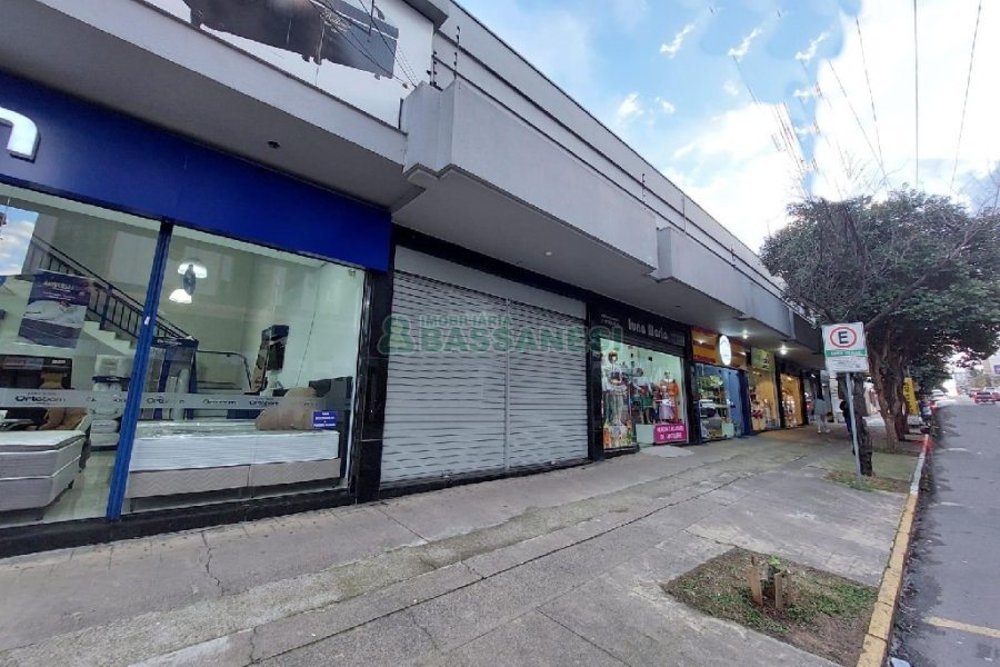 Loja com 150m², no bairro São Pelegrino em Caxias do Sul para Alugar