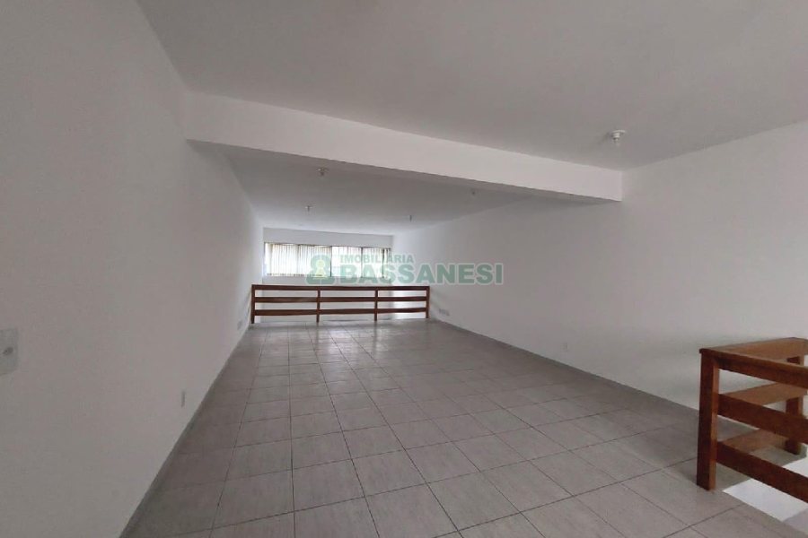 Loja com 150m², no bairro São Pelegrino em Caxias do Sul para Alugar