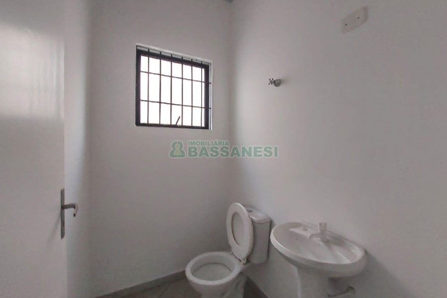 Loja com 150m², no bairro São Pelegrino em Caxias do Sul para Alugar