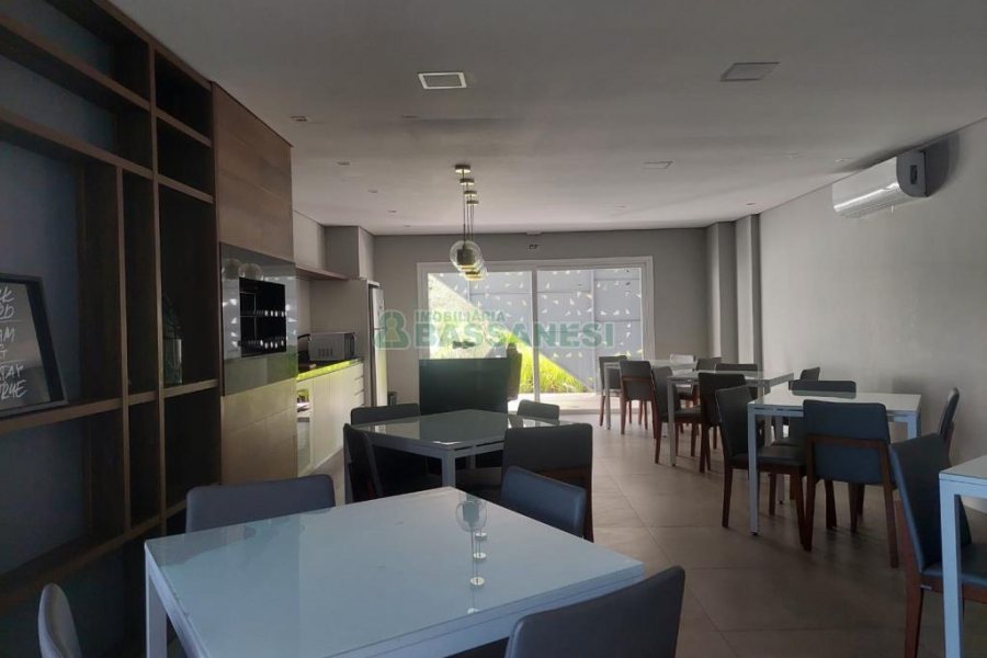 Apartamento com 84m², 2 dormitórios, 1 vaga, no bairro Panazzolo em Caxias do Sul para Alugar