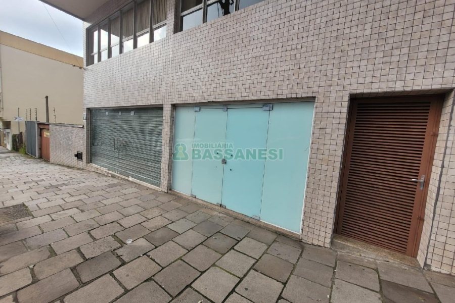 Loja com 300m², no bairro Centro em Caxias do Sul para Alugar