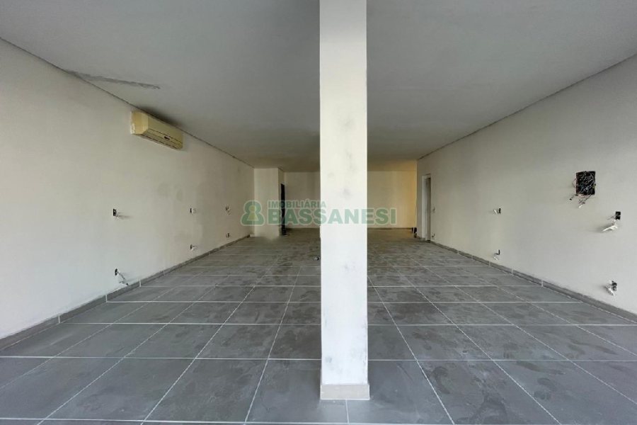 Loja com 100m², no bairro Cristo Redentor em Caxias do Sul para Alugar